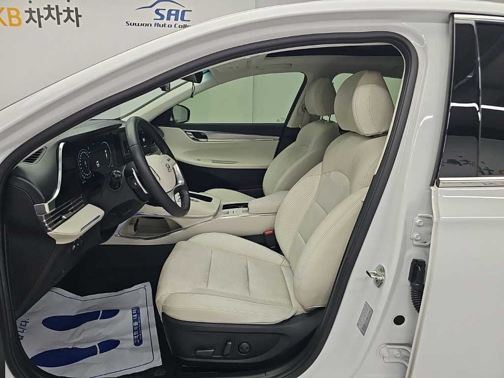Hyundai Grandeur — photo 11