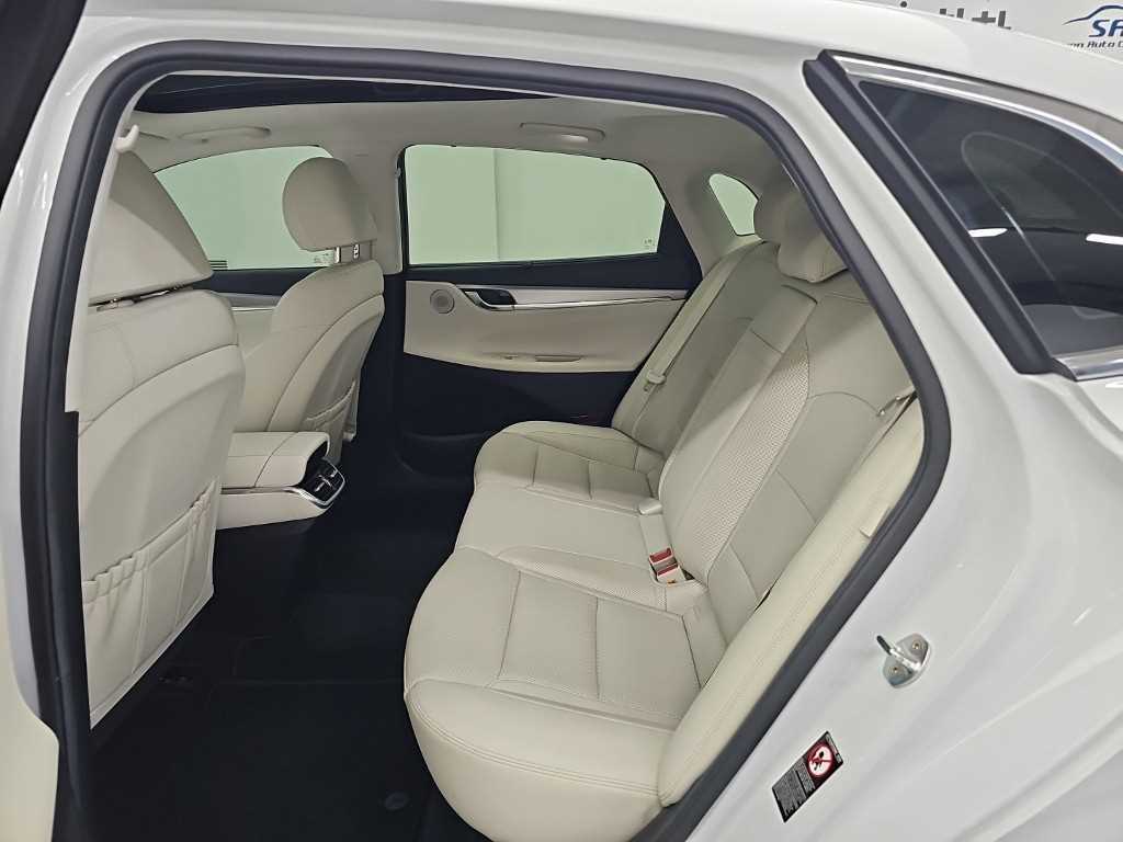 Hyundai Grandeur — photo 12