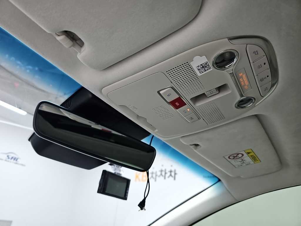 Hyundai Grandeur — photo 18
