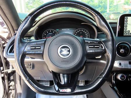 Kia Stinger — photo 08