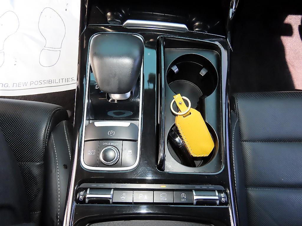 Kia Stinger — photo 11