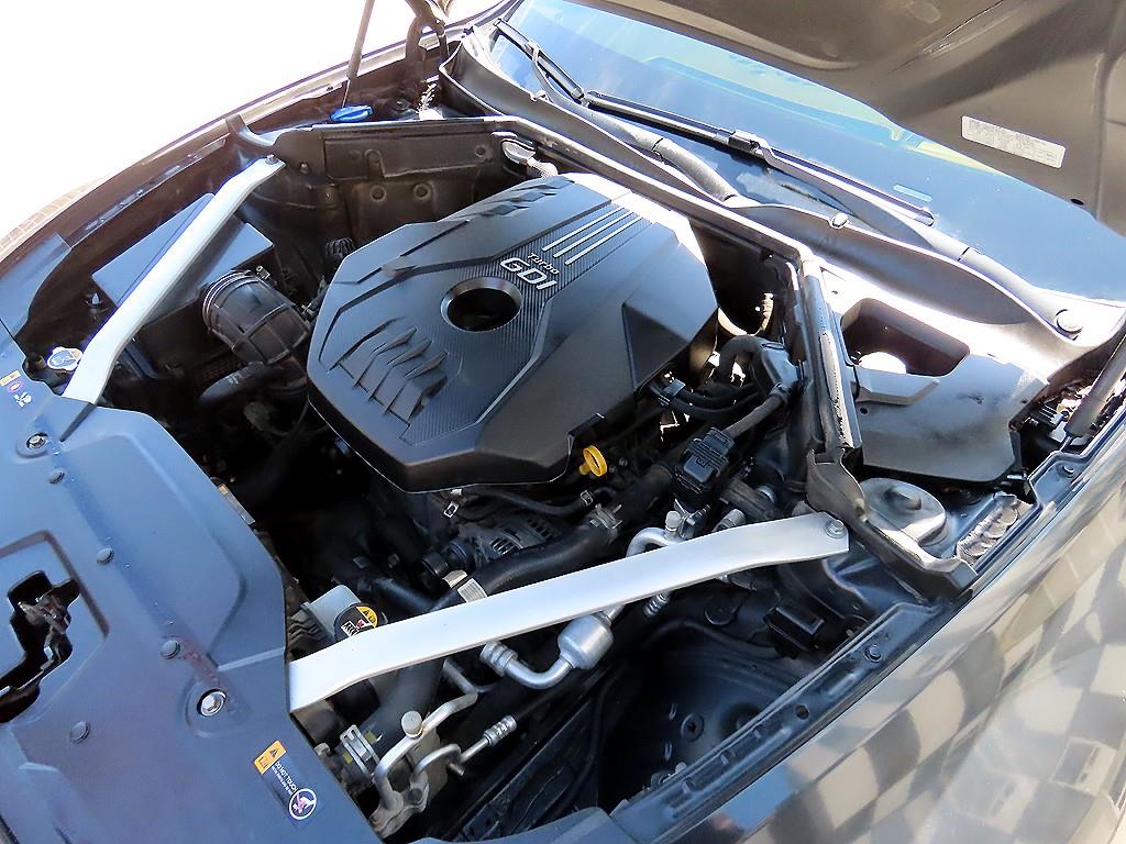 Kia Stinger — photo 19