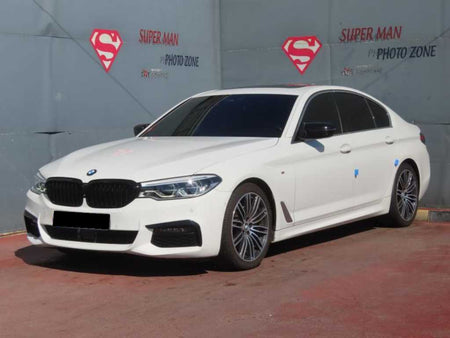 BMW 5-Series — photo 01