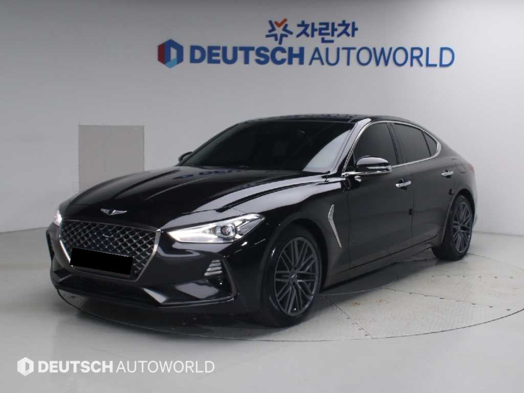 Genesis G70 — photo 01