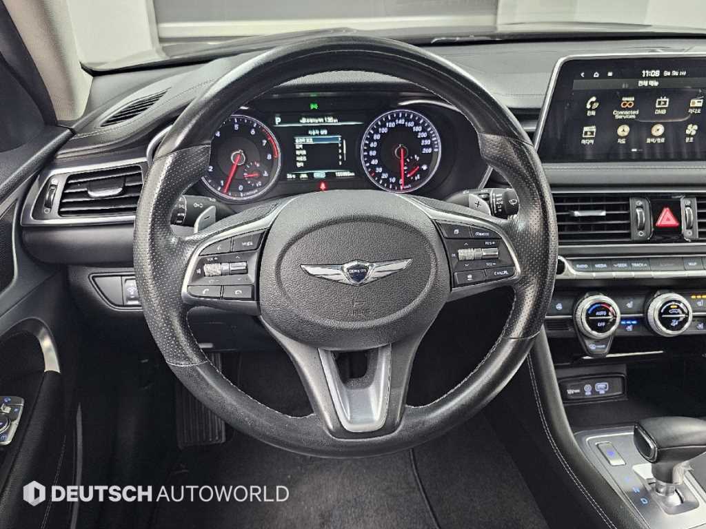 Genesis G70 — photo 13
