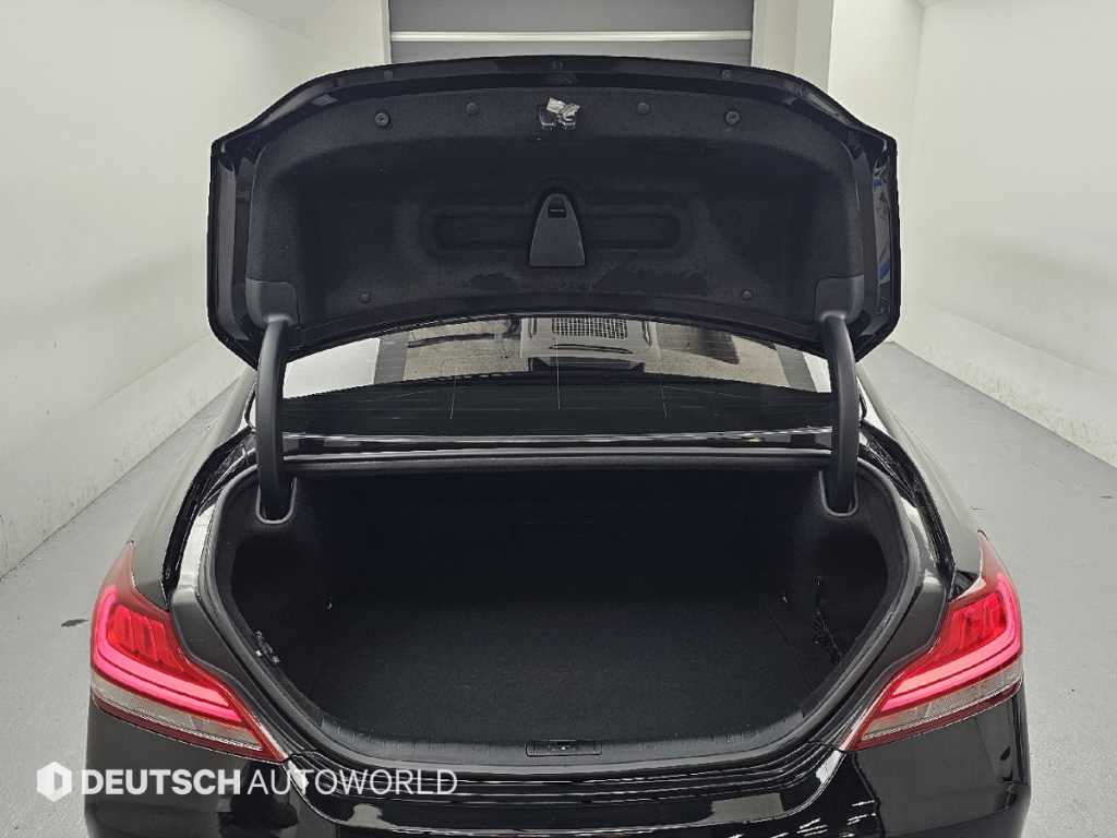 Genesis G70 — photo 19