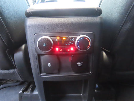 Ford Explorer — photo 17