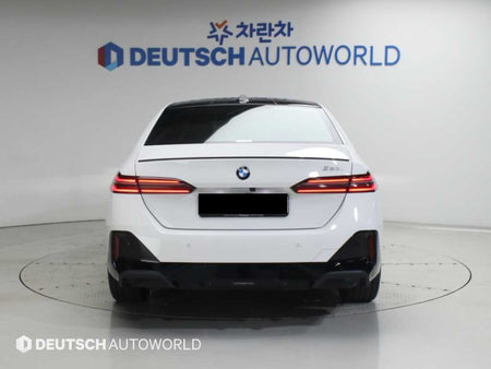 BMW 5-Series — photo 04