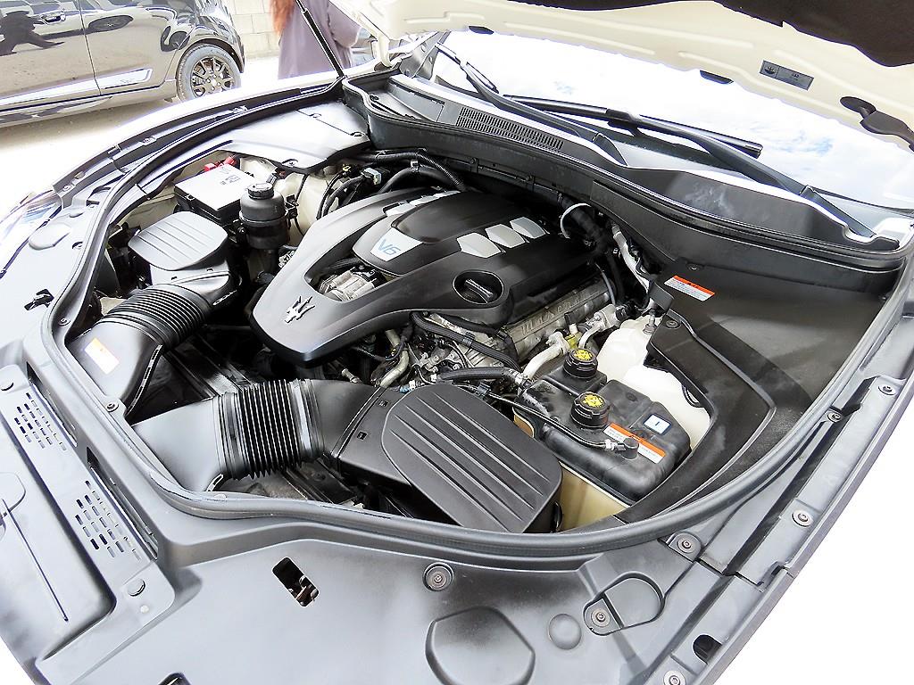 Maserati Levante — photo 19