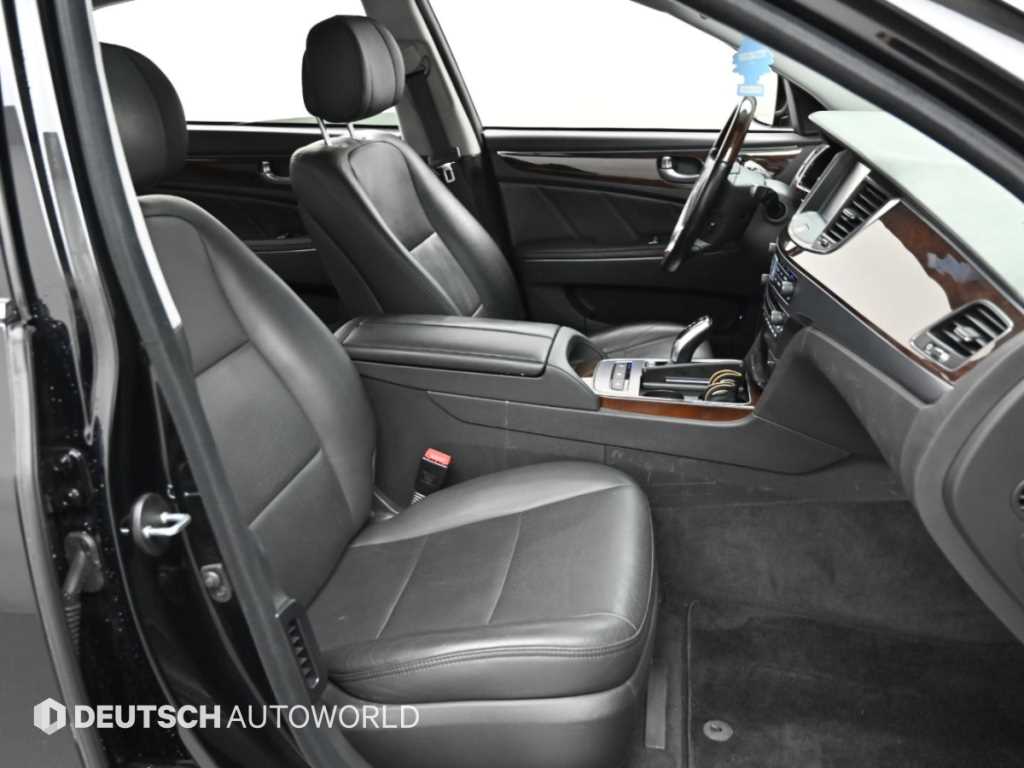 Hyundai Equus — photo 10