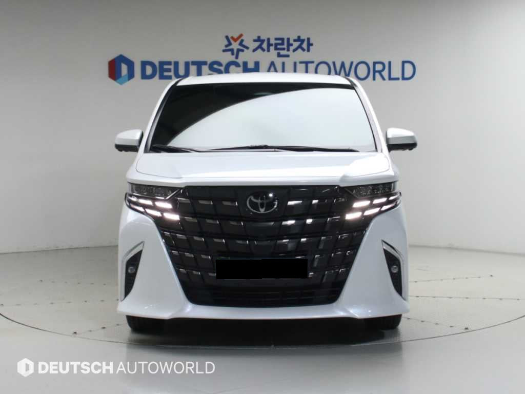 Toyota Alphard — photo 03