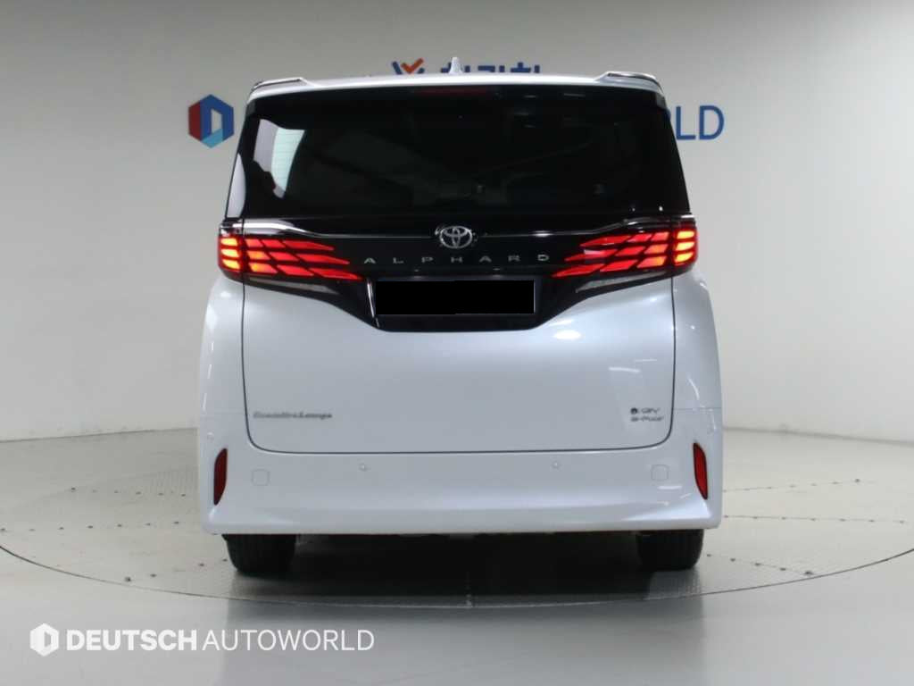 Toyota Alphard — photo 04