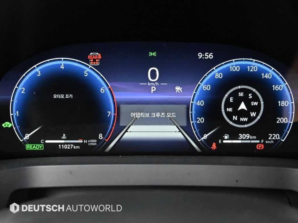 Toyota Alphard — photo 08