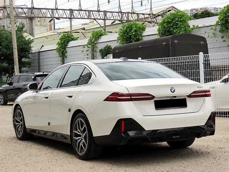 BMW 5-Series — photo 03
