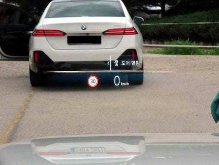 BMW 5-Series — photo 10