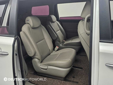 Kia Carnival — photo 12