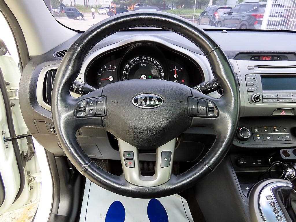 Kia Sportage — photo 08