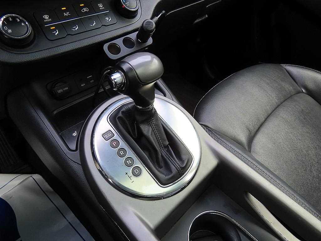 Kia Sportage — photo 10