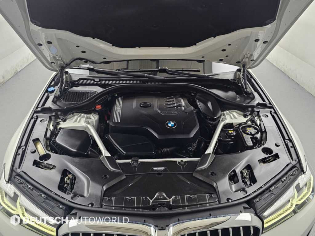 BMW 5-Series — photo 06