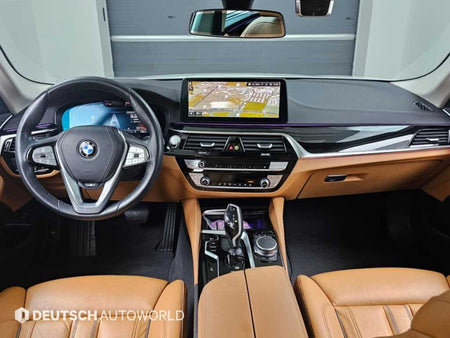 BMW 5-Series — photo 07
