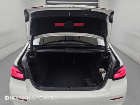 BMW 5-Series — photo 19