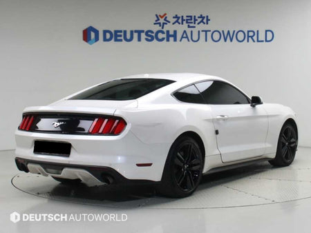 Ford Mustang — photo 02