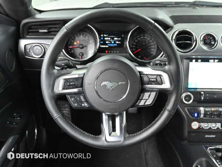 Ford Mustang — photo 13