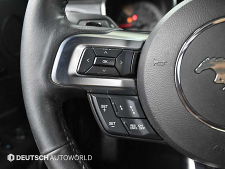 Ford Mustang — photo 16