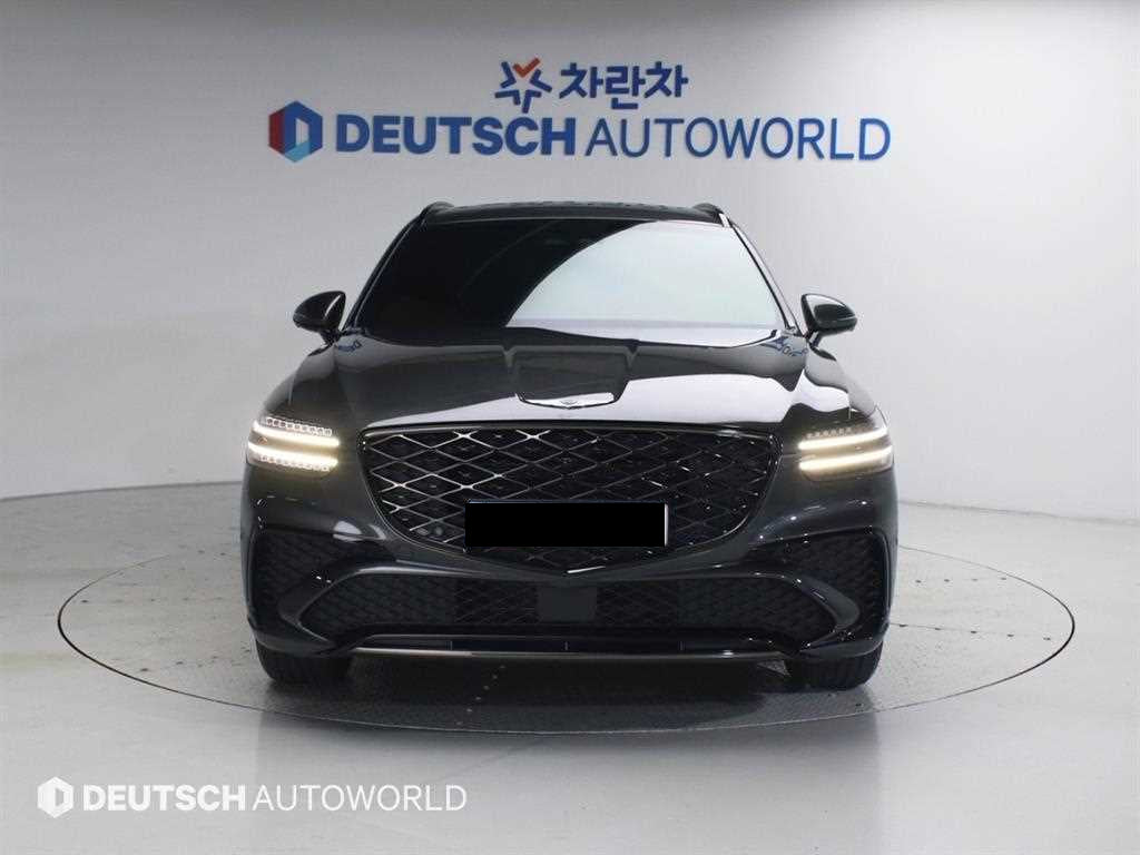 Genesis GV70 — photo 04