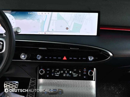 Genesis GV70 — photo 14