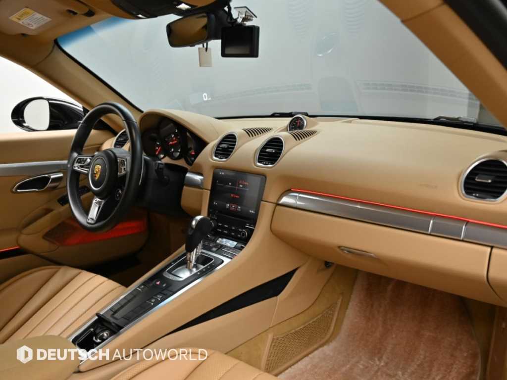 Porsche 718 — photo 07