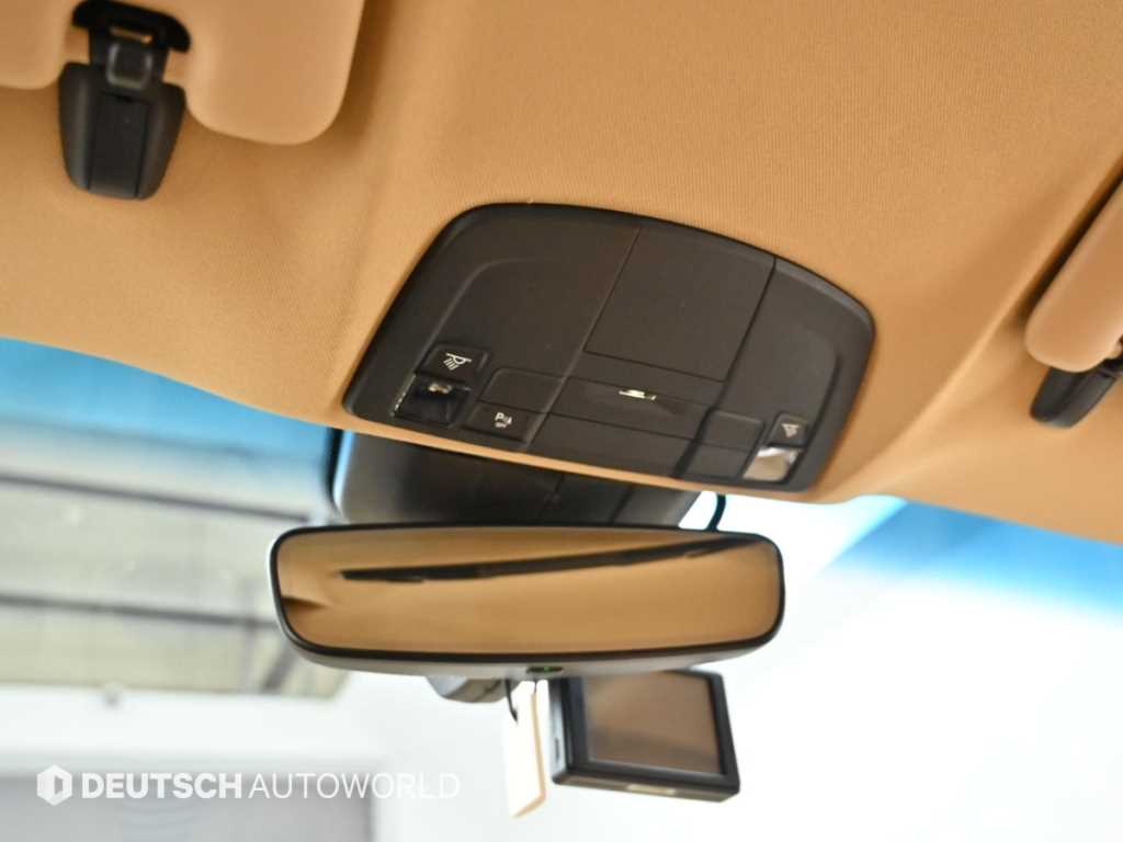 Porsche 718 — photo 18