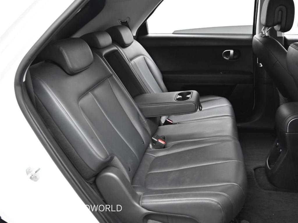 Hyundai Ioniq5 — photo 12