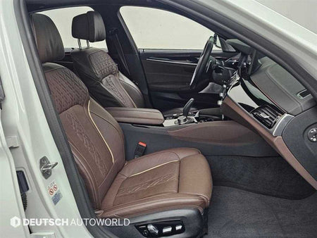 BMW 5-Series — photo 10