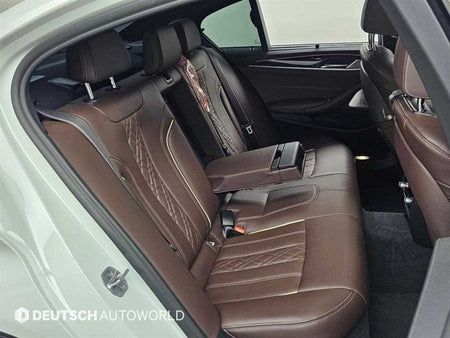 BMW 5-Series — photo 12