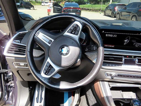 BMW X5 — photo 08