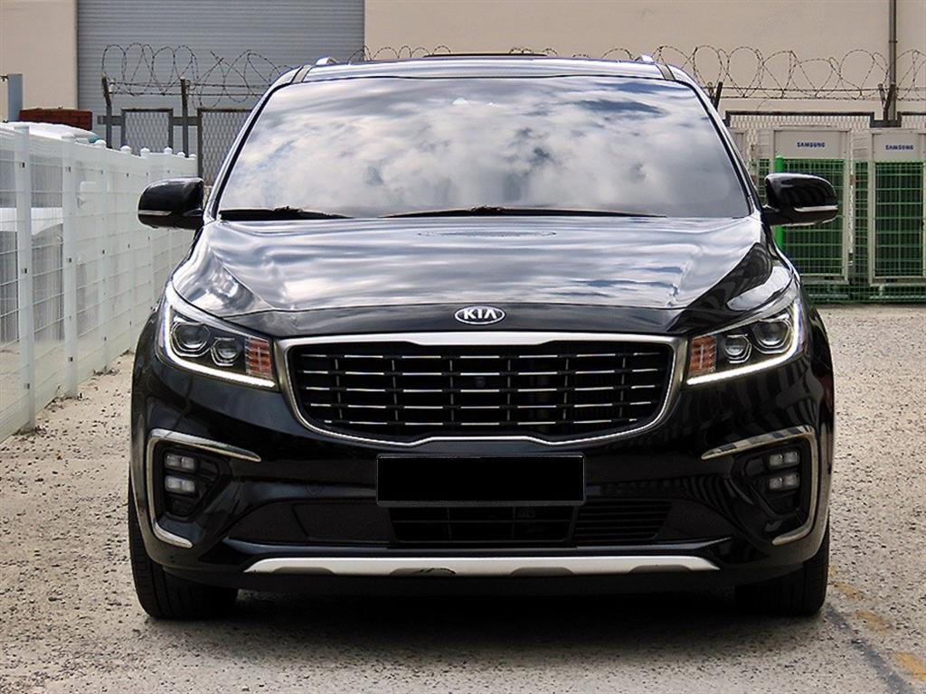 Kia Carnival — photo 01