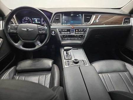 Genesis G80 — photo 07