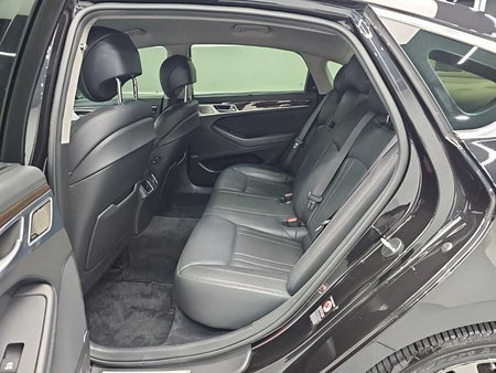 Genesis G80 — photo 12
