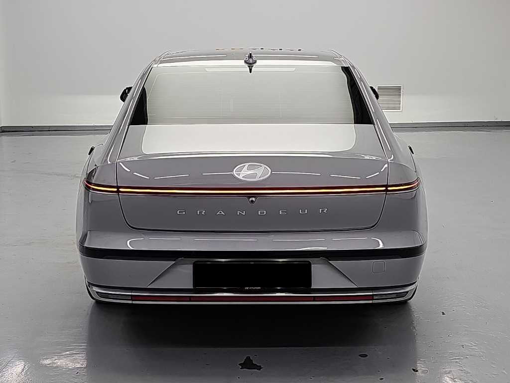 Hyundai Grandeur — photo 03