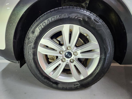 Kia Sportage — photo 17