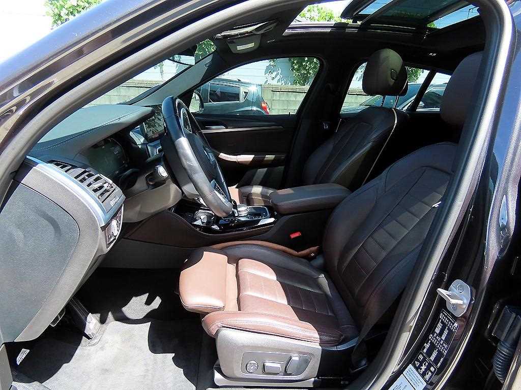 BMW X4 — photo 05