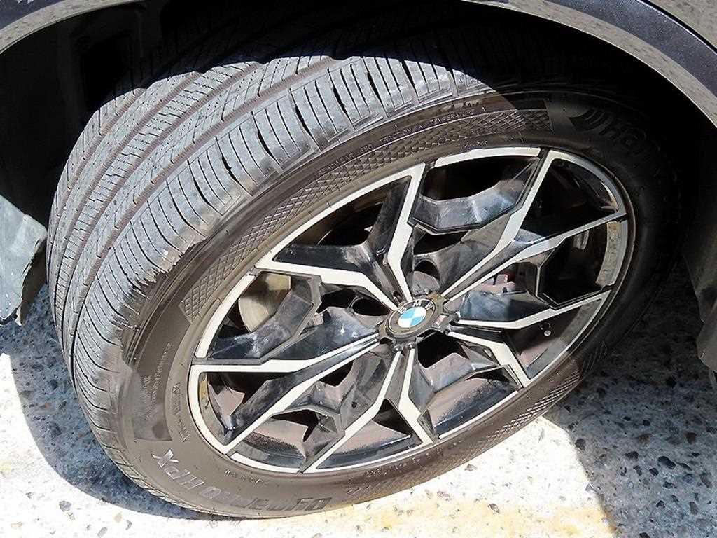 BMW X4 — photo 20