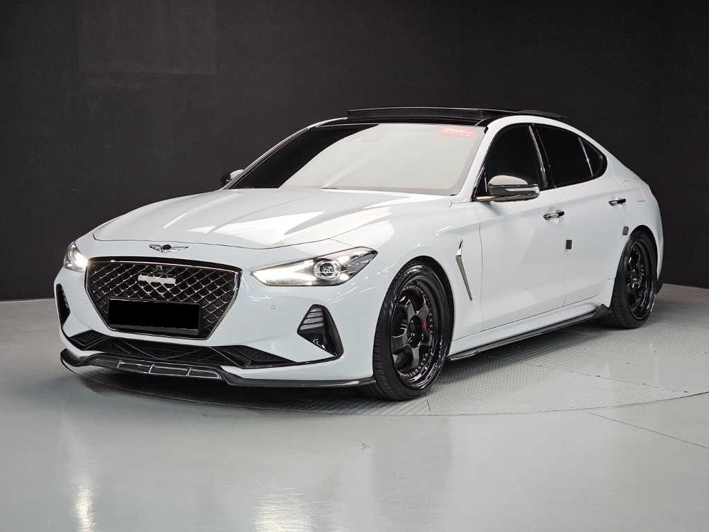 Genesis G70 — photo 01