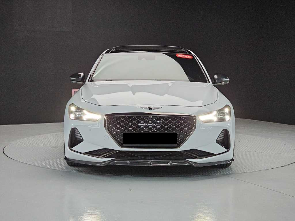 Genesis G70 — photo 02