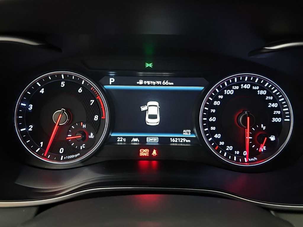 Genesis G70 — photo 06