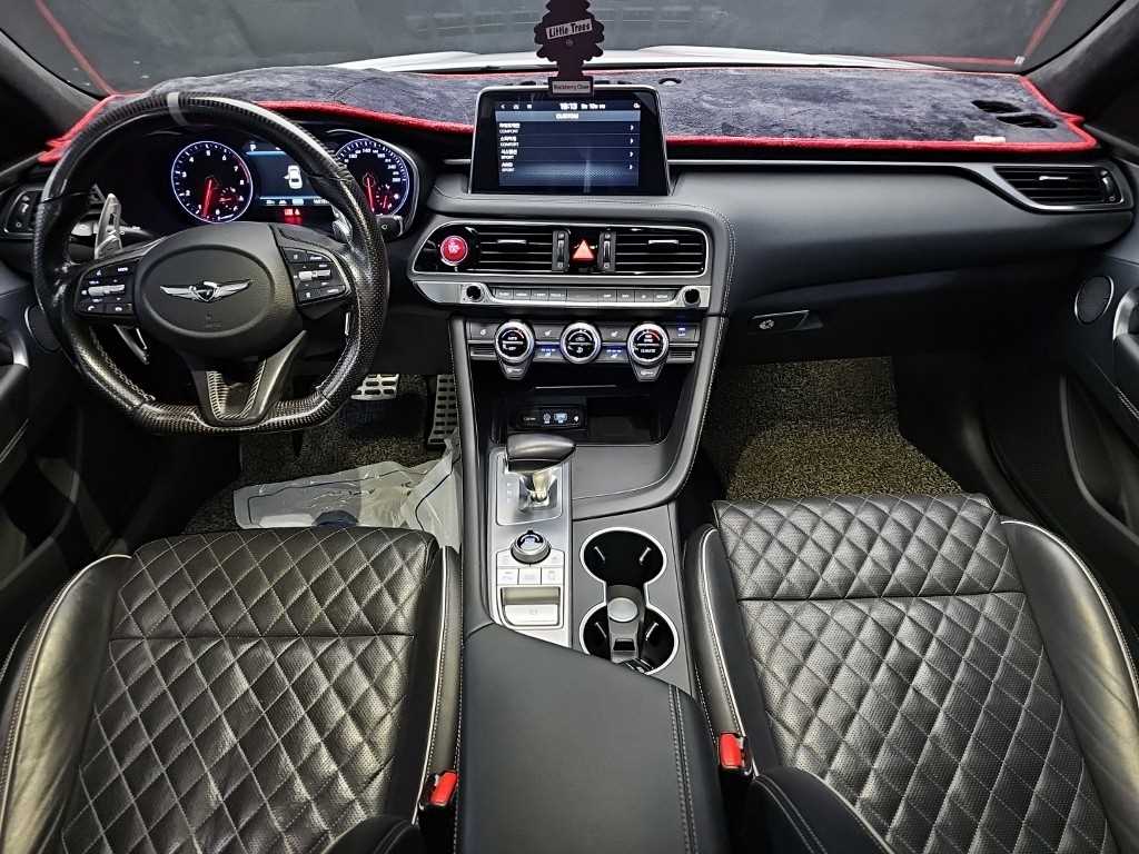 Genesis G70 — photo 07