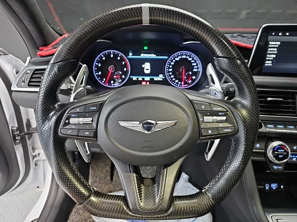 Genesis G70 — photo 09