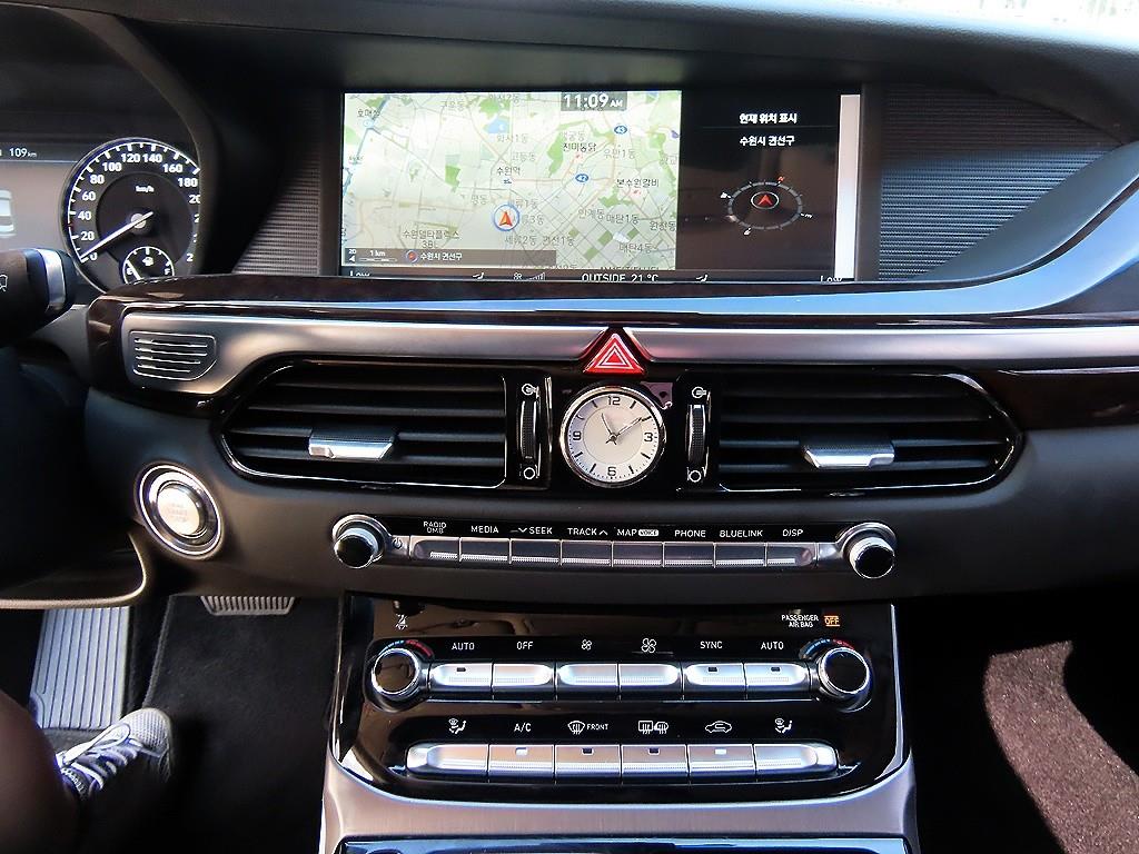 Genesis EQ900 — photo 13