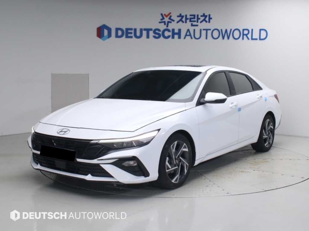 Hyundai Avante — photo 01